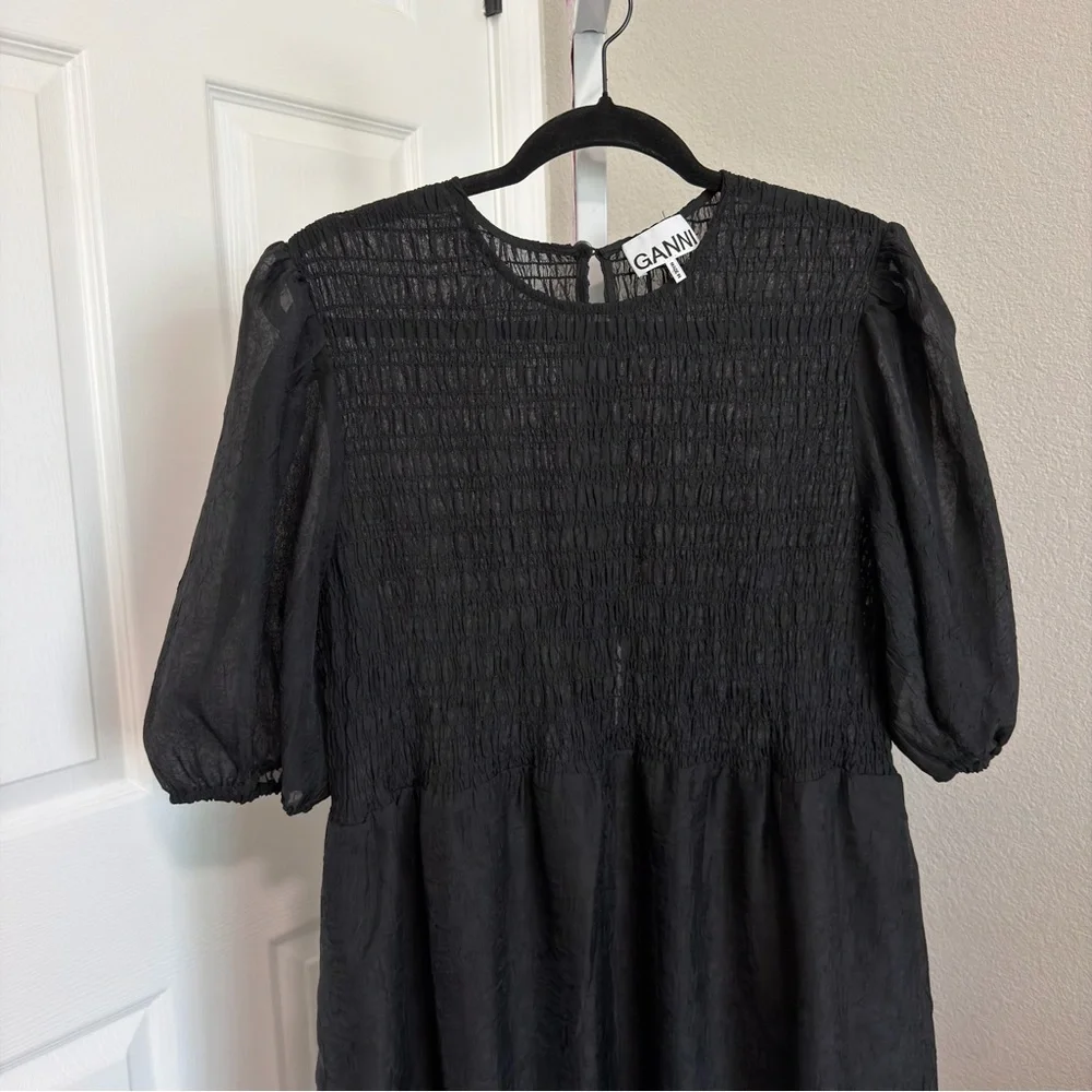 Ganni Black‎ Crinkled Georgette Smocked Midi Dress Size Large EU 40 Puff Sleeve